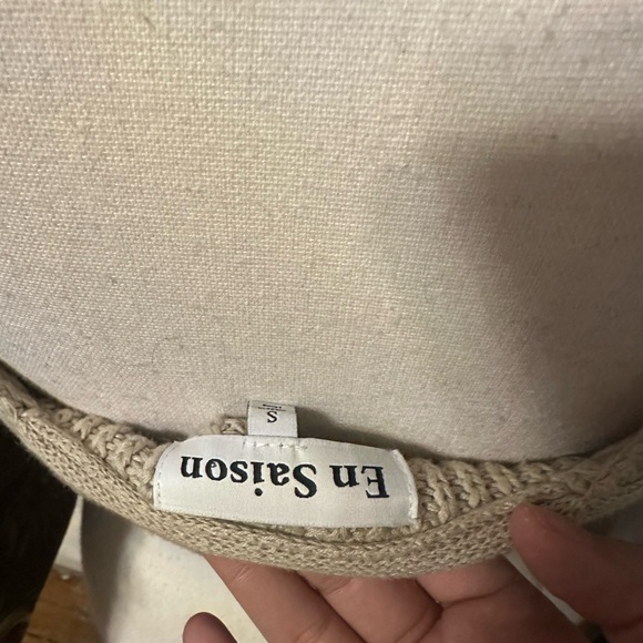 En Saison Neutral Knit Cropped Tank - Picture 4 of 4